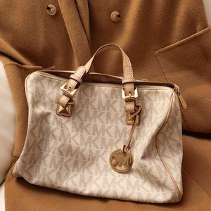 Signature Large Grayson Speedy Boston Michael Kors